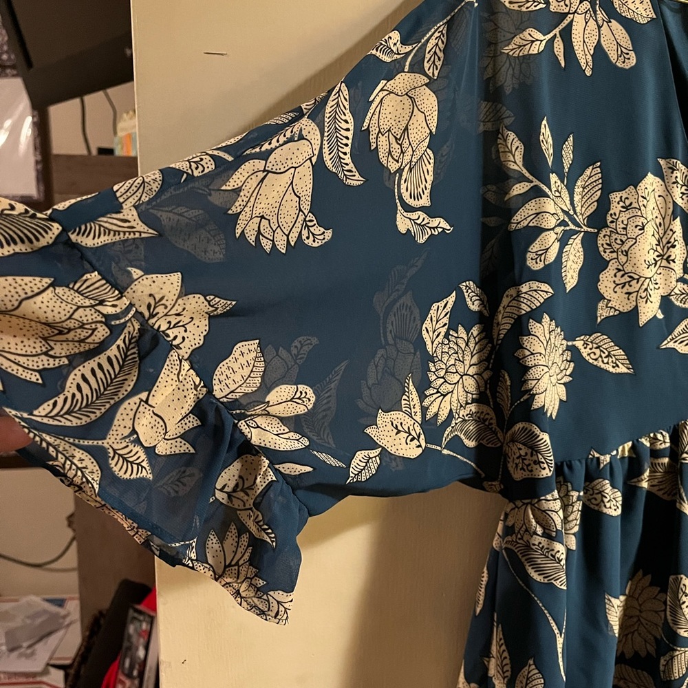 a.n.a. Dress, size Medium. Worn only twice.